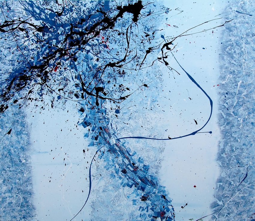 Grande quadro su tela dipinto a mano dall artista Goa con sfondo color bianco rosso e spatolate blu azzurro e action painting blu e nero ispirato alla composizione classica del maestro Modest Musorgskij